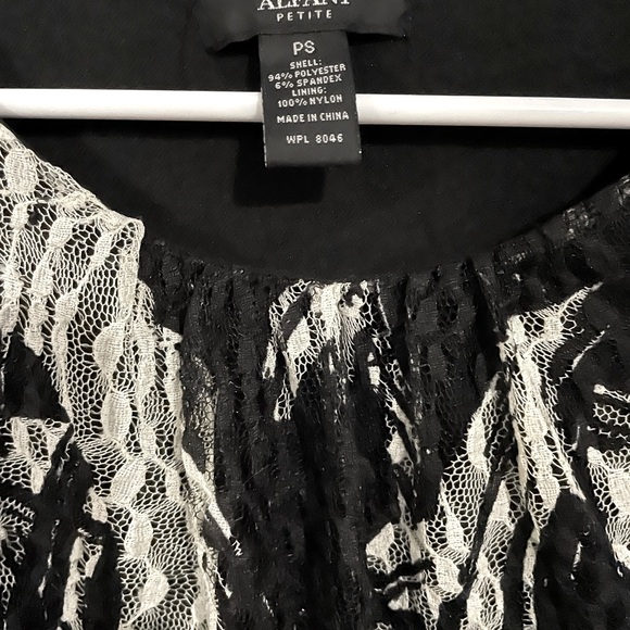 Women’s Size Small Petite Alfani Black/White Lace Blouse - Picture 2 of 3